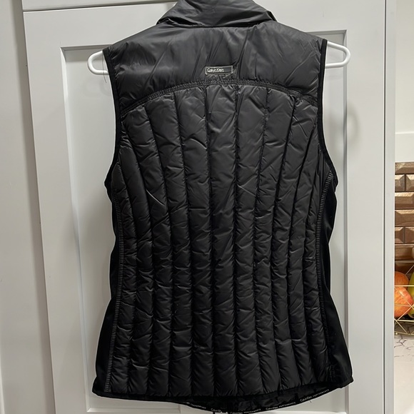 CALVIN KLEIN Performance Vest - Picture 3 of 3